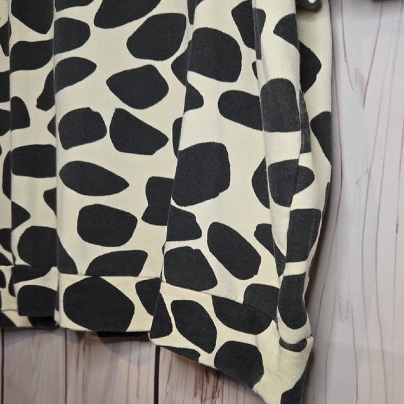 Who What Wear Black and Cream Ruffled Short Sleeve Top Womens 1X - Picture 5 of 9